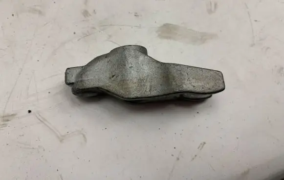 Opel Insignia A Fuel Injector clamp holder 4763