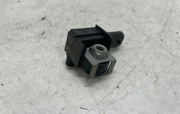 BMW X5 F15 Airbag deployment crash/impact sensor 9224177
