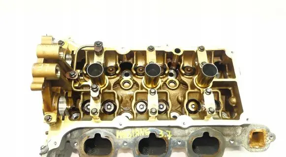 Engine head