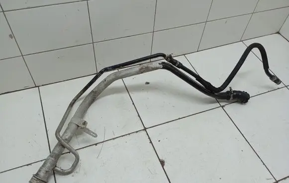 Volvo S80 Fuel tank filler neck pipe 30794951