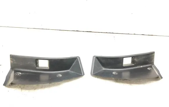 Subaru Outback Rear/tail light trim molding 22020068
