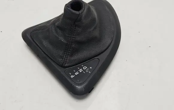 BMW 1 E82 E88 Gear lever shifter trim leather/knob 51167078567