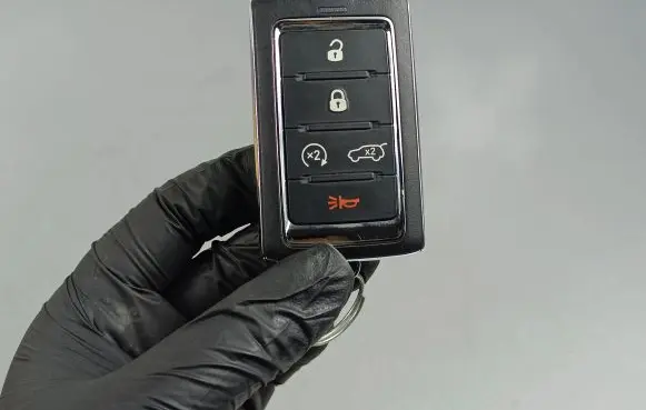Jeep Grand Cherokee WL Ignition key/card 