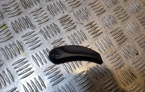 BMW 7 F01 F02 F03 F04 Engine bonnet (hood) release handle 51239113984 9113984