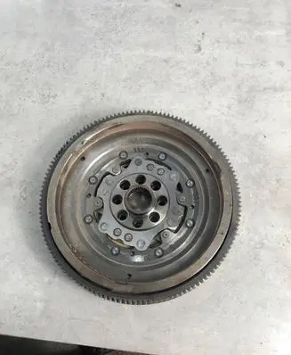 Volkswagen Tiguan Flywheel 04L105266H 030119032A 012295001228