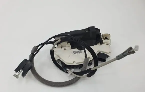 Seat Ibiza IV (6J,6P) Front door lock 5N2837016E