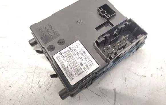 Mercedes-Benz C W205 Air conditioner control unit module A0009009114 8271815769 5HB01327016