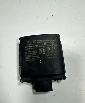 Ford Kuga III Blind spot module 