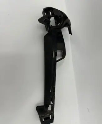 Front bumper mounting bracket