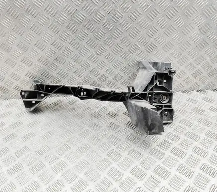 Audi Q7 4M Headlight/headlamp mounting bracket 4M0805608