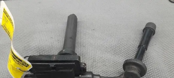 Suzuki Alto High voltage ignition coil 83E13723