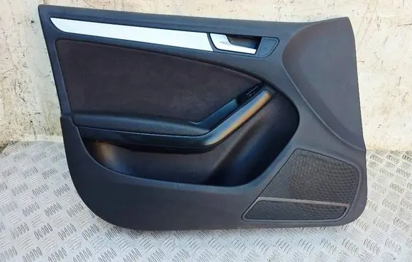 Audi A5 Sportback 8TA Front door card panel trim 8T8867105 8T8867105A