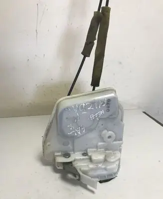 Mazda 6 Rear door lock F97G02L2