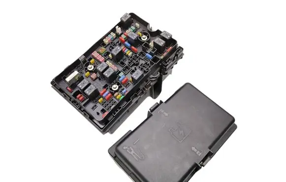 Chrysler Pacifica Fuse box set 63565387 REV001