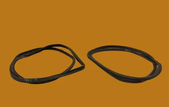 Audi A6 S6 C6 4F Rubber seal front door (on door) 