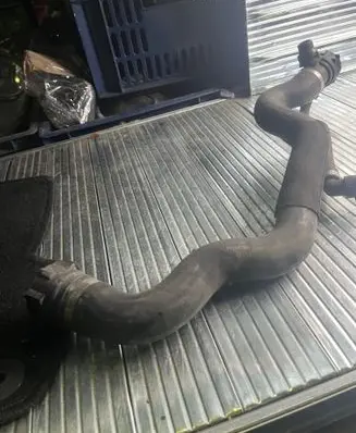 BMW 3 E92 E93 Engine coolant pipe/hose 17128511623
