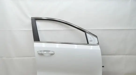 KIA Sportage Front door COLORWD