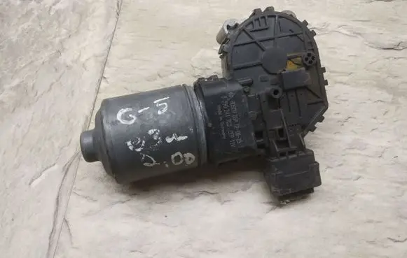 Citroen C5 Wiper motor 0390241700