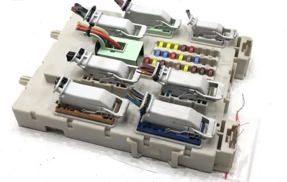 Ford Focus Other control units/modules GV6T-14A073-BF