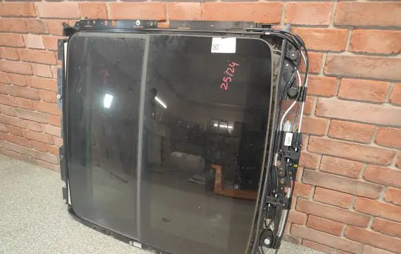 BMW X4 G02 Sunroof glass 7487251 9466770 39907311123