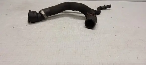 Audi A4 S4 B6 8E 8H Engine coolant pipe/hose 8E0121101A