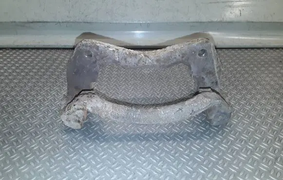 Mitsubishi Colt Front Brake Caliper Pad/Carrier 