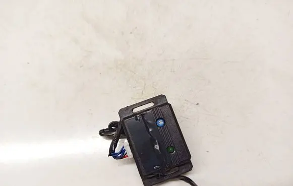 Opel Astra H Antenna control unit 