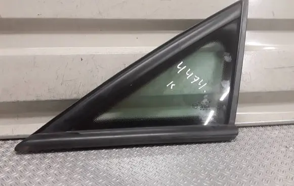 Seat Altea Front triangle window/glass 
