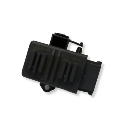 Volkswagen Touran I Seat heating relay 1K0959772