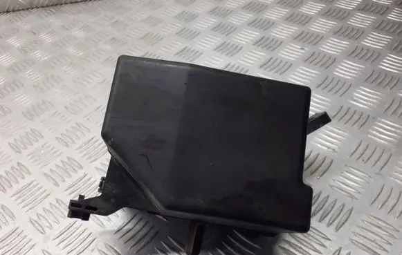 Toyota Yaris Fuse box set 7154-5127