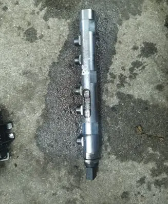 Mini Cooper Countryman R60 Fuel main line pipe 0445214237 7823460 3851421