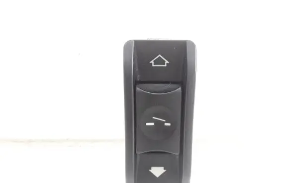 BMW 7 E38 Sunroof switch 8352182 03015000