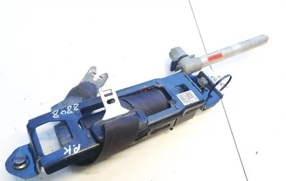 Volvo V50 Front seatbelt 3039667427