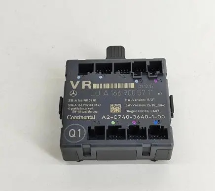 Mercedes-Benz CLA C117 X117 W117 Door control unit/module A1669005711 A1669013901