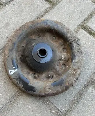 Toyota RAV 4 (XA20) Coil spring mount 