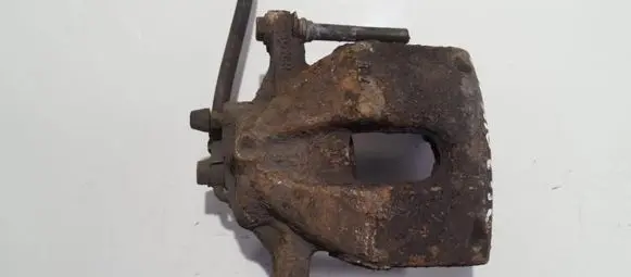 Toyota Auris 150 Front brake caliper