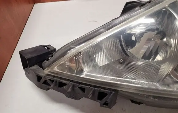 Mazda 5 Headlight/headlamp