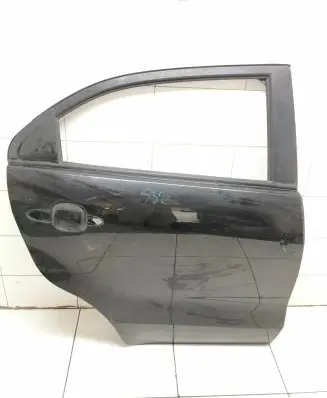 KIA Rio Rear door