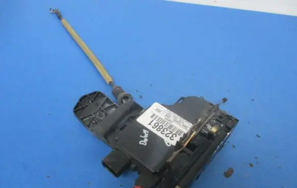 Seat Toledo II (1M) Front door lock 3B0837867