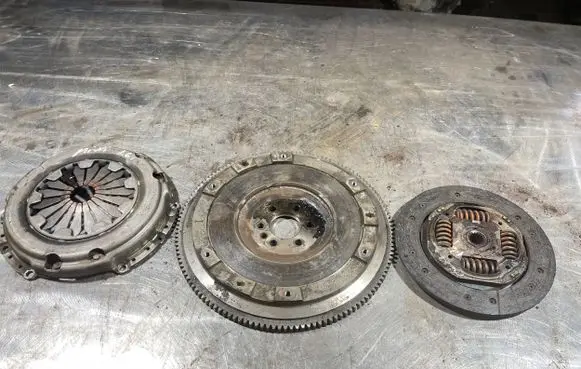 Mini One - Cooper Clubman R55 Clutch set kit 7568714 162015 V7561765