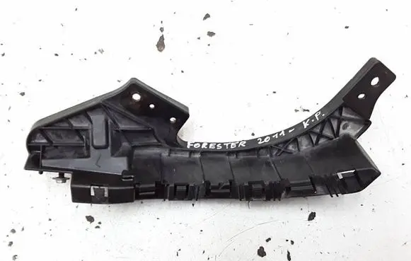 Subaru Forester SH Headlight/headlamp mounting bracket