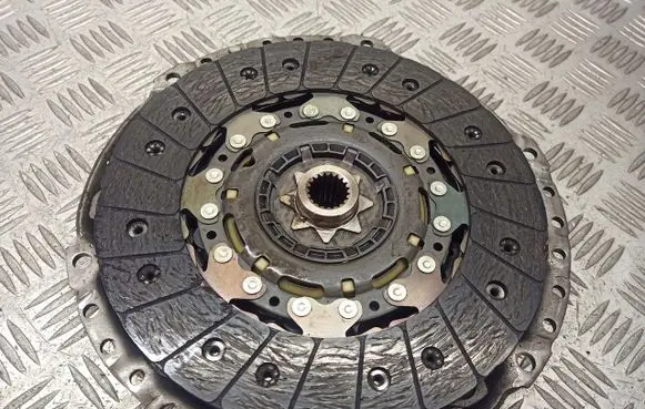 Opel Astra H Pressure plate 