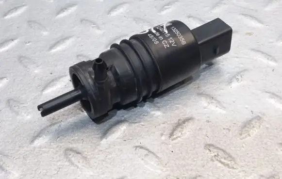 Opel Insignia A Windscreen/windshield washer pump 13250356