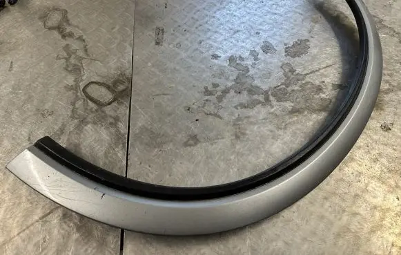 Volvo XC90 Front arch trim 30779577