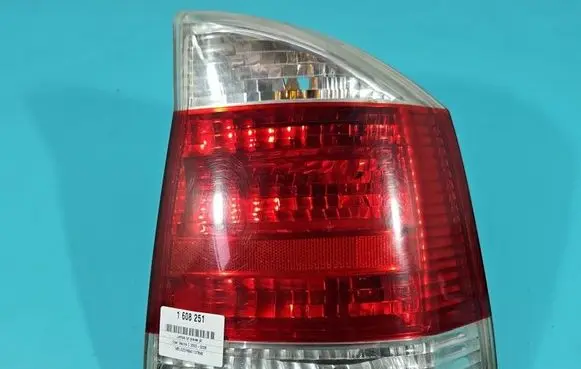 Opel Vectra C Rear/tail lights 1313002 IMPRK1608251