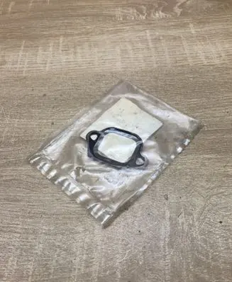 Opel Astra J EGR valve line/pipe/hose 55562846