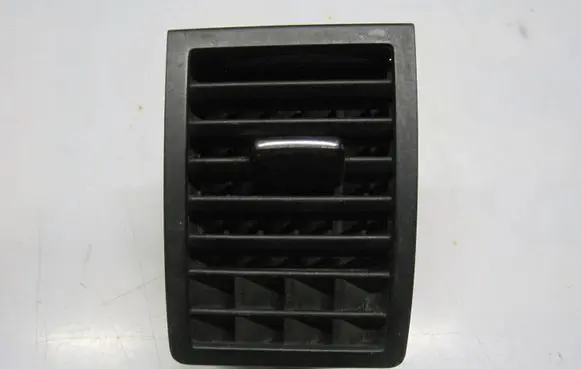 Volkswagen Touareg I Dashboard side air vent grill/cover trim 7L6819704J