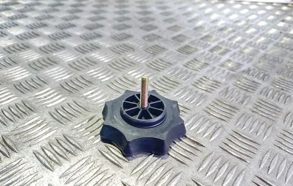 Volkswagen Fox Spare wheel bolt 1J0803899L