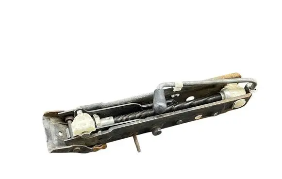 BMW 7 E65 E66 Lift Jack 6767945 10817410 71126767945