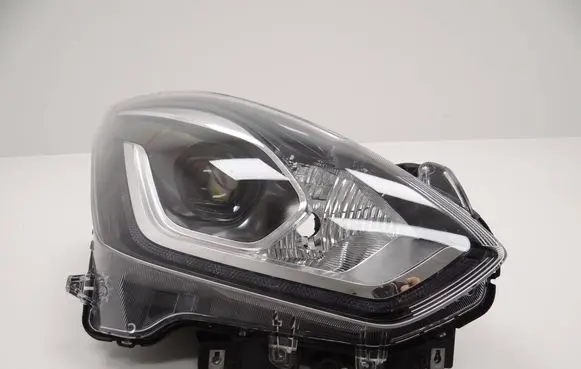 Suzuki Swift III Headlight/headlamp W2966 24681